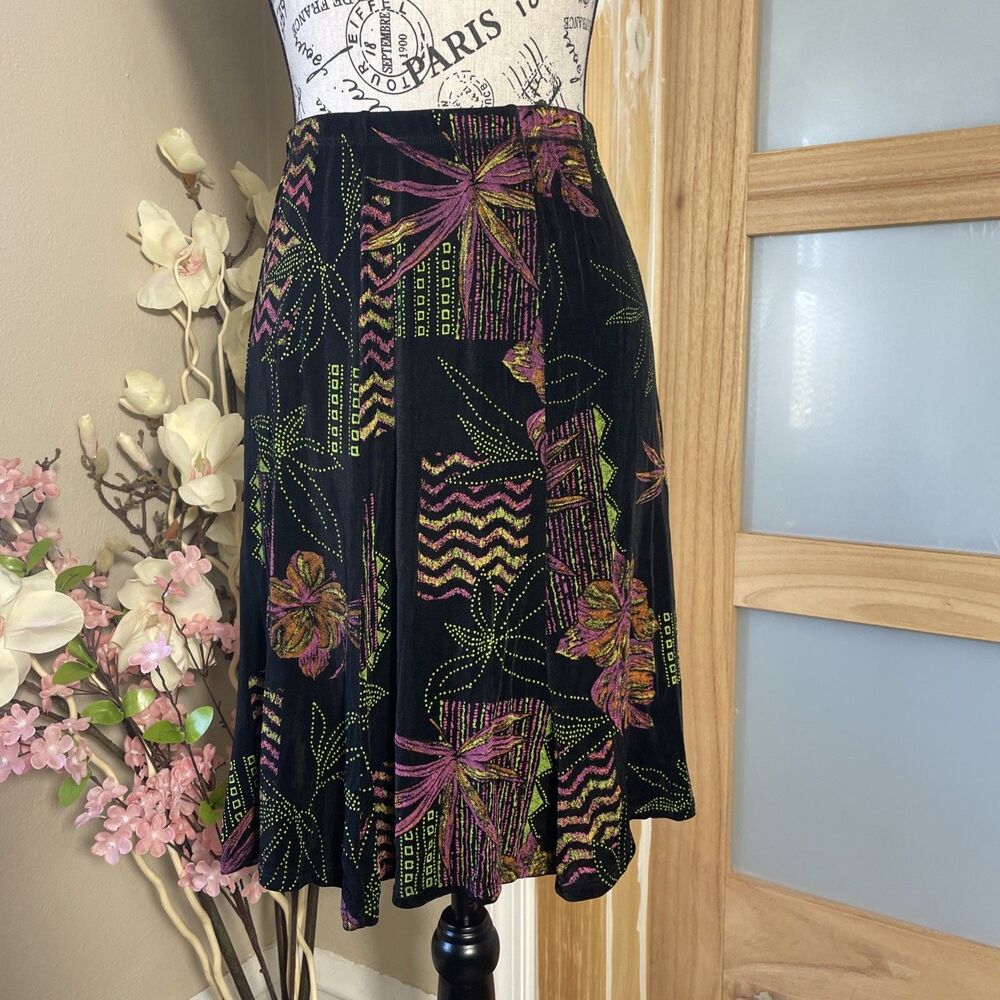 The travel collection Boho Floral Midi Pull-On Skirt Size M Metalic Artistic